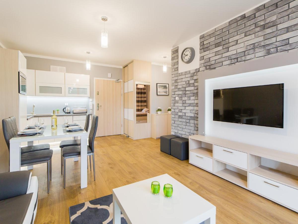Waterline Apartamenty Kolobrzeg Ngoại thất bức ảnh